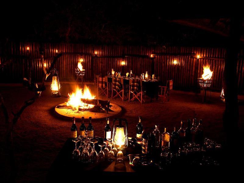 Hotel Kambaku River Sands Hoedspruit Exterior foto